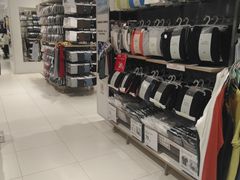 -优衣库(青岛伟东乐客城店)