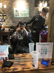 点击看大图 -MONE美发沙龙