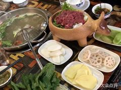 -刘少华贵州小黄牛·鲜牛肉火锅(总店)