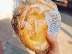芝士大蝴蝶酥-国际饭店·帆声西饼屋(黄河路店)