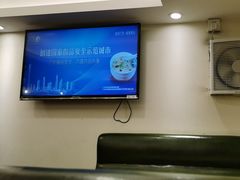 -佰搭果·广式茶餐厅(西华路店)