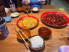 -先启半步颠小酒馆(白麓里店)