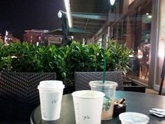 露天位-星巴克臻选(杭州西溪印象城店)