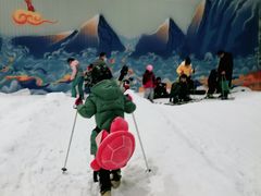 -乔波室内滑雪场