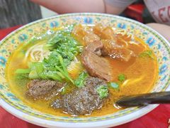 -金杨拉面王小吃面馆·牛三宝面·红烧牛肉粉