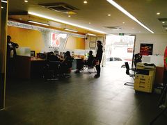 -比亚迪弘仁锐豪4S店-停车场