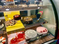 -DQ·蛋糕·冰淇淋(大宁国际商业广场店)
