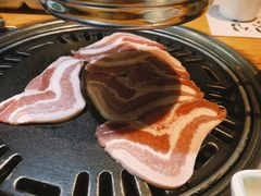 -唯成•韩国炭火烤肉 유성고기