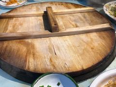 -鱼窝棚柴火铁锅炖(富山屯店)