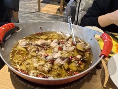 -渝信川菜 · 川味家常菜(财富购物中心店)