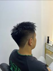 -尤司男士国潮理发馆