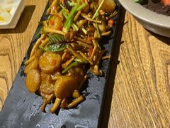 -荟廷·晶萃(陆家嘴尚悦湾店)
