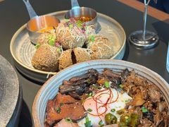 黑松露菌子焖饭-Ameigo梅果·云贵川bistro(长宁来福士店)