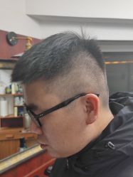 -纯剪男士理发馆·烫染专业店