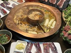 -滇釜火锅·能喝汤的火锅(车公庄店)