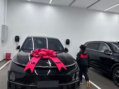 -理想汽车(世纪汇店)