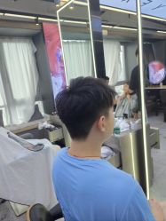 -藤野造型烫发染发