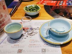 -山河屯铁锅炖·非遗东北菜(南山店)