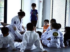 -EFL巴西柔术·综合格斗·泰拳·少儿体能训练(虹桥德必馆)
