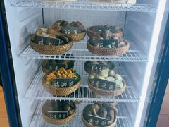 面包甜点陈列柜-爱膳菌锅锅(阳南店)