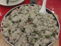 -侬佳蒸菜馆(听潮店)