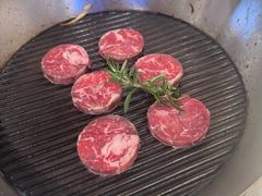 -佟爷·老北京炙子烤肉(长寿路店)