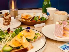 班尼迪克蛋牛油果素餐-玲婧胡同·生日蛋糕·餐厅(嘉里城店)