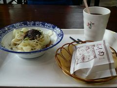 -陕西名小吃(T3航站楼一店)