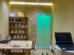 -小颜秘家·韩国整骨