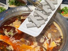 -老船舫·现做活鲜鱼馆(东郊记忆店)
