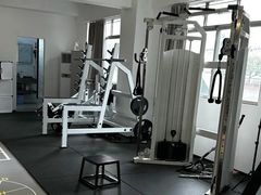 -RM GYM健身私教馆(白云元立方创意园店)