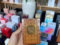 -广州周大福金融中心