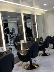 -简法造型·品牌形象店