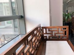 -秦汉胡同书法国画古筝围棋书院(漕宝日月光分馆)