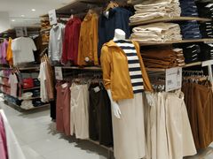 -优衣库(广州天河领展广场店)