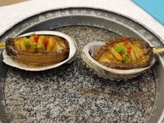 金奖石锅大连鲍-品海楼·大连海胆锅贴馆(东港店)