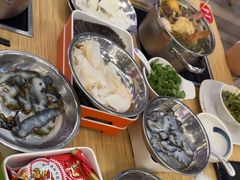 -杨老板·海鲜集市火锅·鲜切牛肉(中防万宝店)
