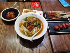 -万利记·长沙粉面小吃(8号仓店)