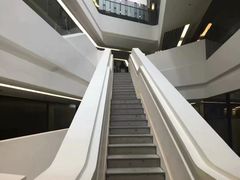 -香港理工大学