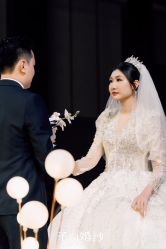 -予白婚纱礼服馆