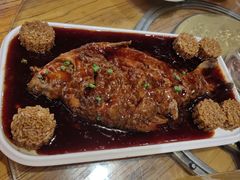 -苹果树下艺术餐厅(宋庄店)