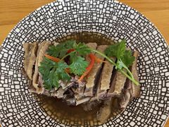 -品鲜村农家菜·阳澄湖大闸蟹(总店)