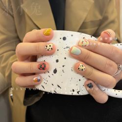 -米小兔美甲美睫