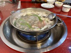 -老石黑山羊毛驴肉火锅(金凯广场店)