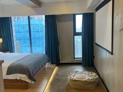 -闲隅江景艺术酒店(解放碑洪崖洞总店)