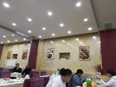 大堂-奥华餐厅·老张记(台基厂店)
