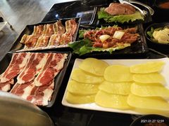 -燚青春泥炉烤肉(东泰店)