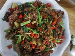 小炒黄牛肉-湘聚南县土菜馆(龙山二路店)