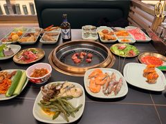 -梨花甄选自助烤肉(小寨原力场店)