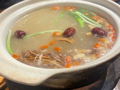 -阿润打边炉·鲜切鸡煲(华漕店)